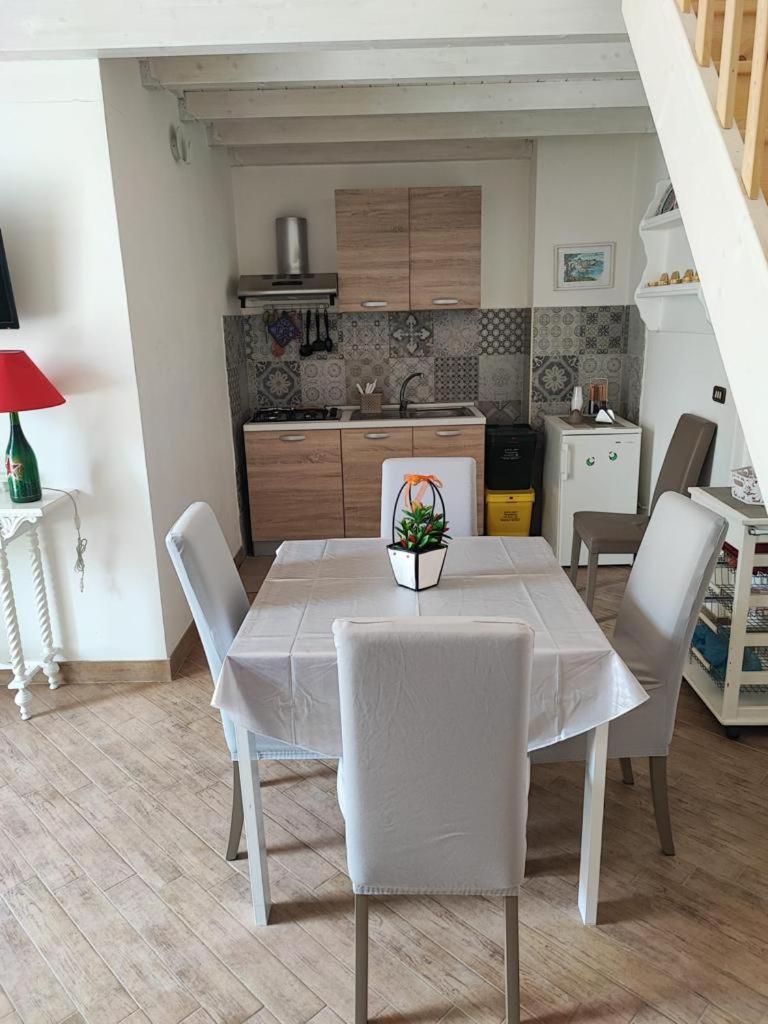 Greta Viola House Apartment Squinzano Ngoại thất bức ảnh
